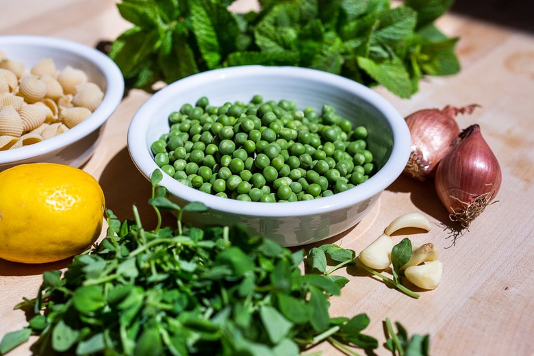 Ingredients in vegan pea pasta.