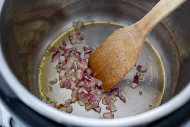 saute shallot in olive oil