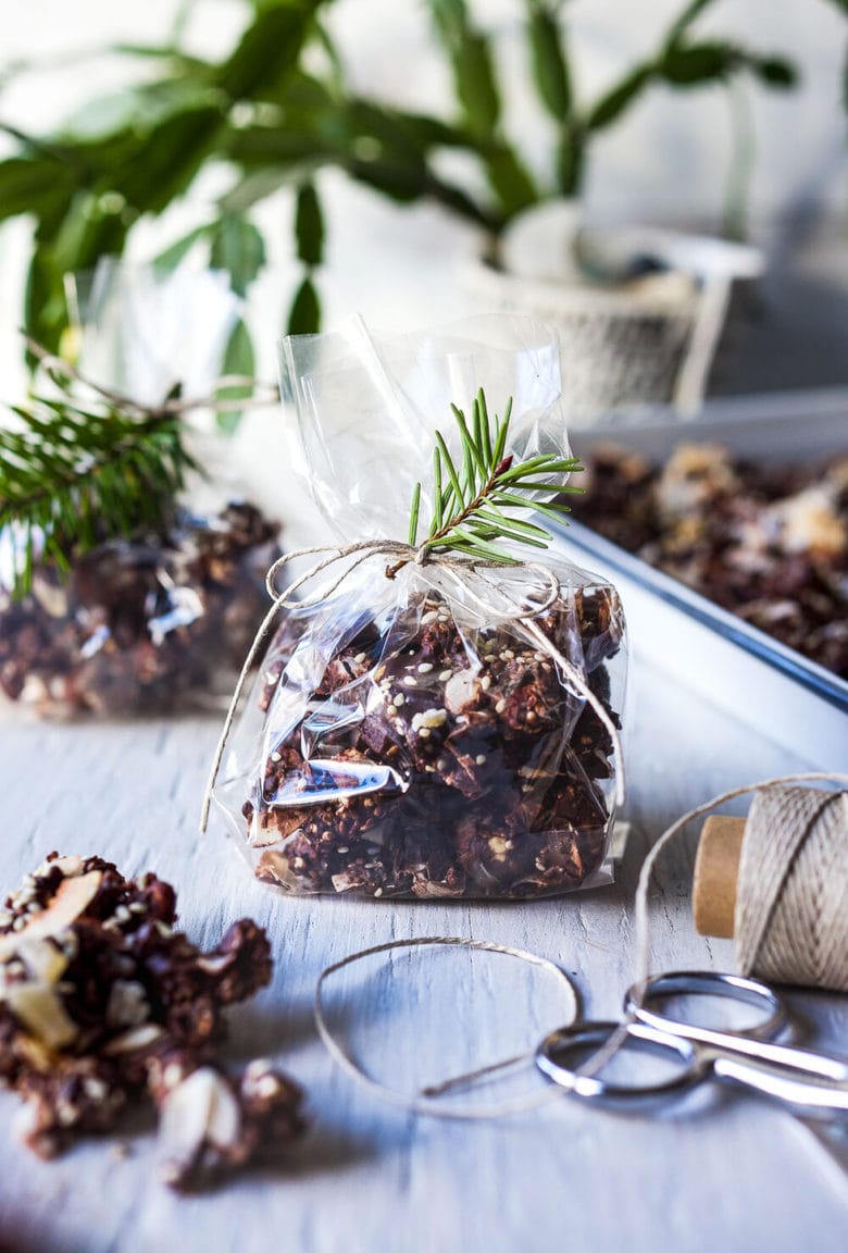 This vegan Chocolate Bark is made with cashews, toasted coconut, ginger and sesame seeds - a festive treat, in just 30 minutes!