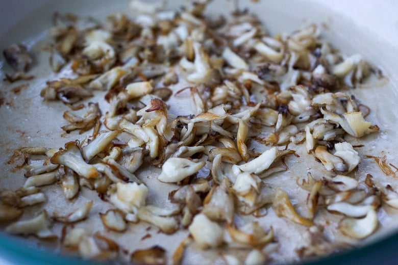 sautéing mushrooms