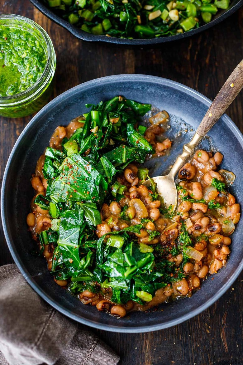 Smokey Black-Eyed Peas with Garlicky Collard Greens and Cornbread- to ensure luck, prosperity and good fortune in the coming new year. Vegan and GF.