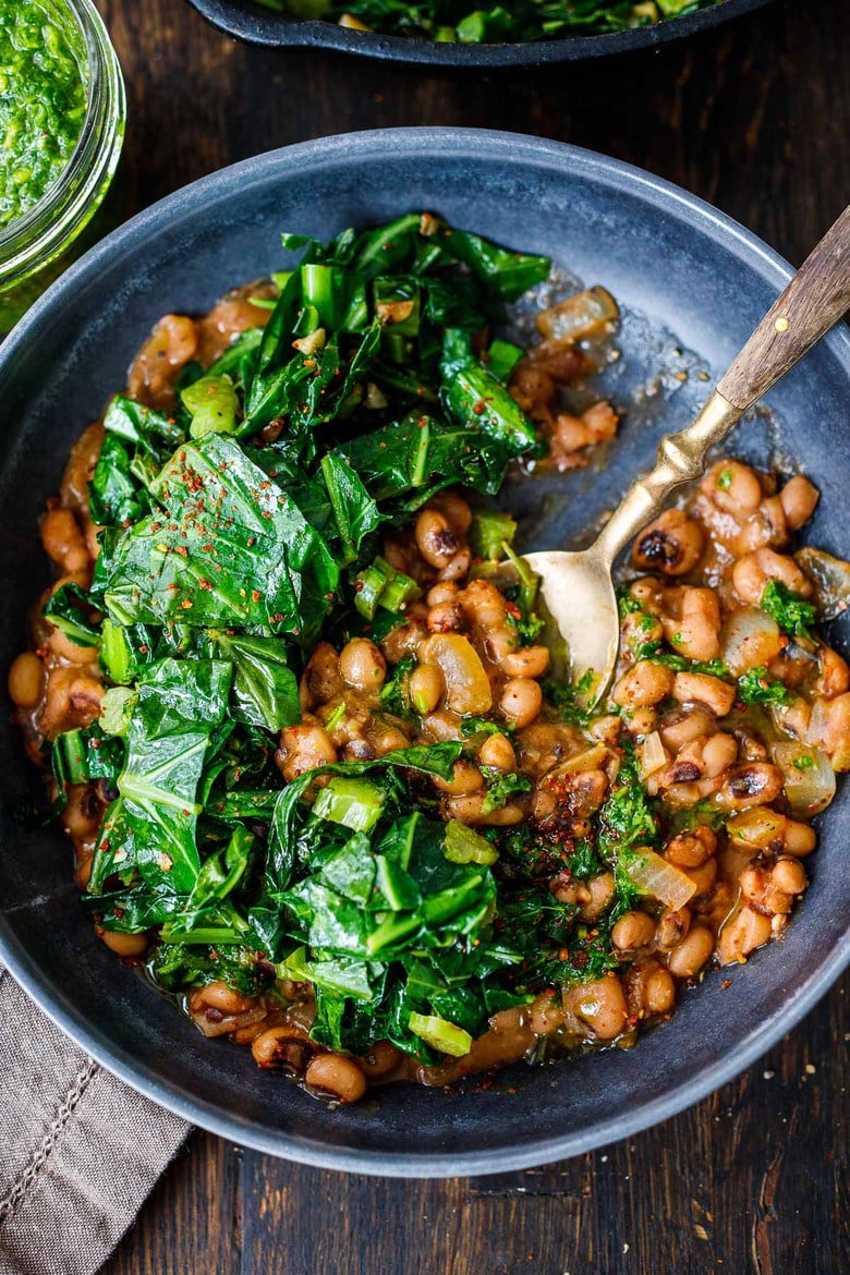 Just in time for New Years Day, here's a tasty, lighter recipe for Smokey Black-Eyed Peas served up with Garlicky Collard Greens and Cornbread- to ensure luck, prosperity and good fortune in the coming year. Vegan and GF. 