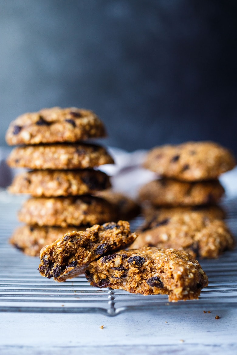  Vegan Oatmeal Cookies with Chai-Soaked Raisins. These healthy oatmeal cookies are chewy, tender and delicious!