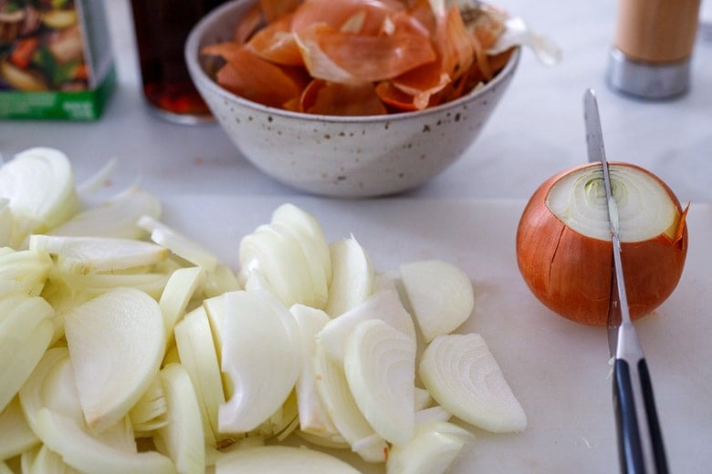 how to cut onions for French onion soup
