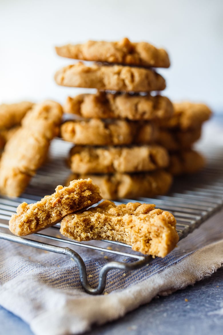 Quick to make with pantry ingredients, these easy one bowl Vegan Peanut Butter Cookies are chewy, delicious and packed with peanut butter goodness.