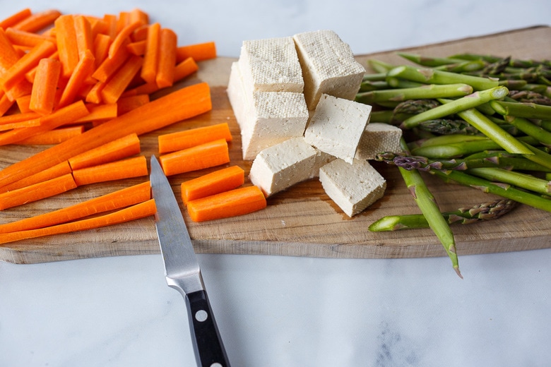 cutting the veggies and tofu