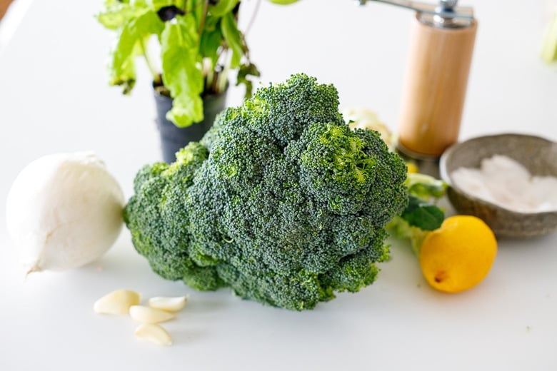 ingredients in creamy broccoli soup 