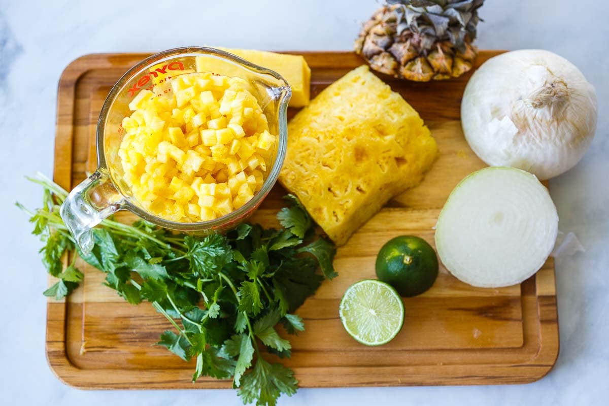 ingredients in pineapple salsa