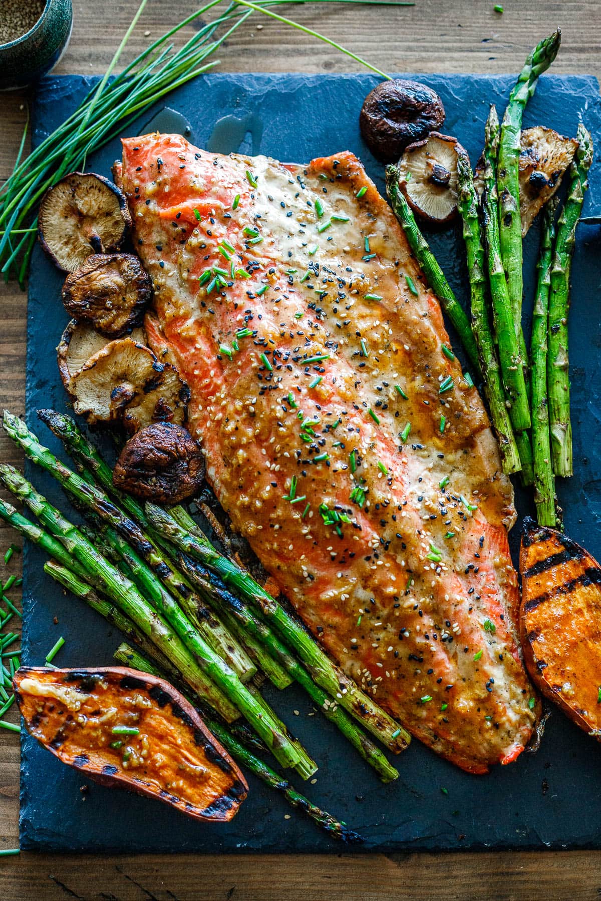 Perfect Grilled Salmon: Grilled Salmon is very simple, quick and easy and can be done in several different ways. Here's a simple guide to help you grill salmon, depending on the type, cut, marinade or seasonings.