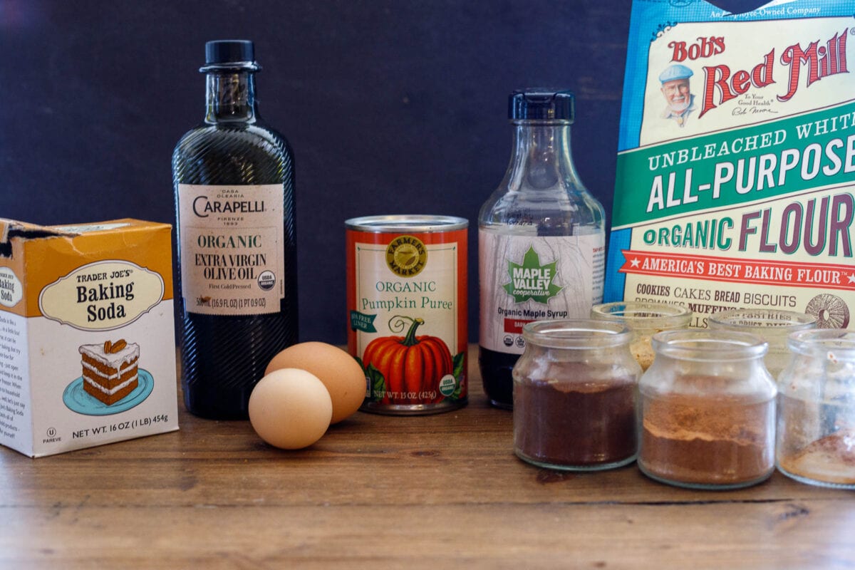 Ingredients in pumpkin bread.