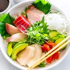Chirashi (Japanese Sushi Bowl)