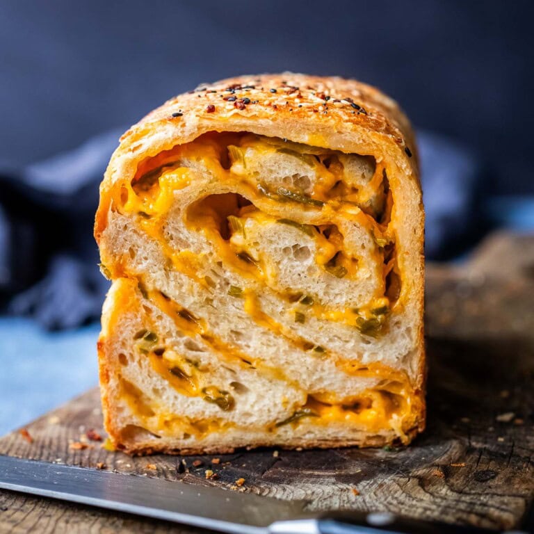 Jalapeño Cheddar Cheese Bread