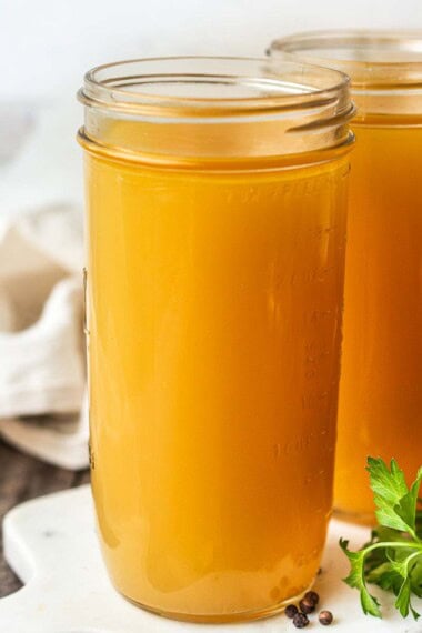 How to craft a rich, flavorful chicken stock with leftover roasted chicken for a rich and savory, nutrient-dense foundation for homemade soups and stews.