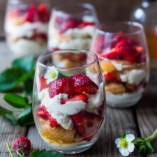 Strawberry Tiramisu Recipe