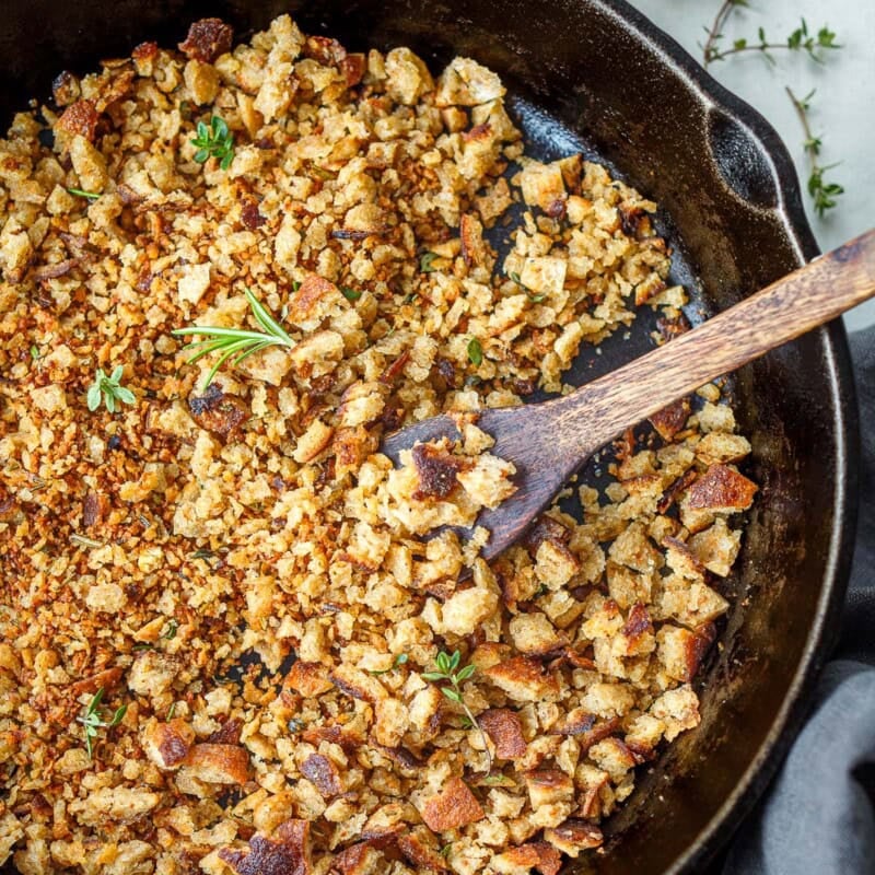 Pangrattato, made from day old bread and herbs, quick to whip together and makes a perfect crunchy topper for pasta, salads, soups.