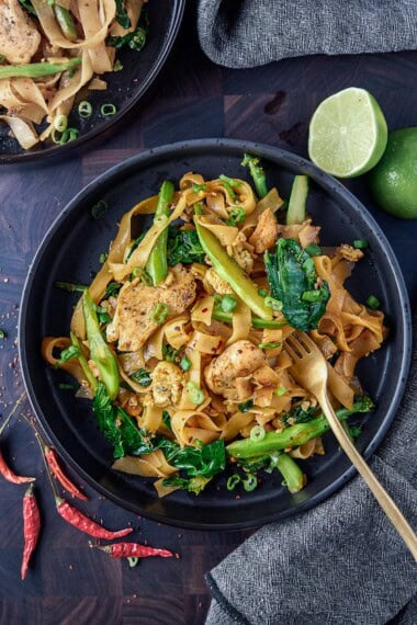 If you're craving something fast, nourishing, and full of bold, umami flavor, this Pad See Ew hits all the right notes.